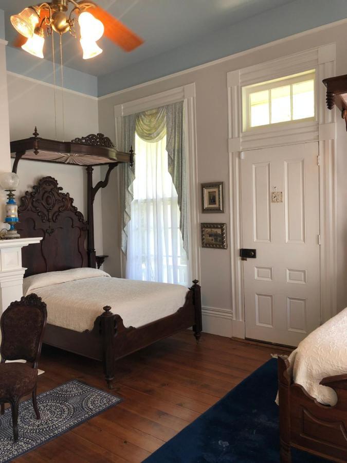 The Montgomery B&B Starkville Exterior photo